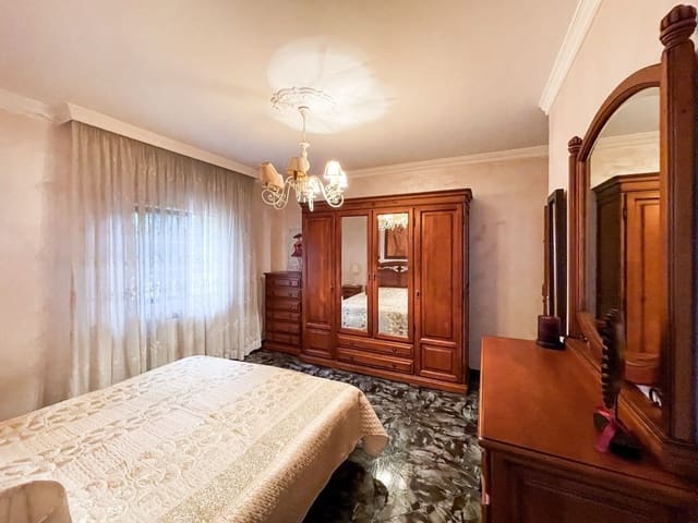 7 slaapkamer Finca/Landhuis te koop in Los Silos met zwembad garage - € 650.000 (Ref: 8422771)