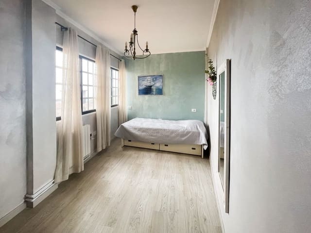 7 slaapkamer Finca/Landhuis te koop in Los Silos met zwembad garage - € 650.000 (Ref: 8422771)