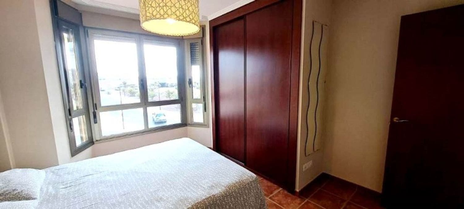 2 soveværelse Lejlighed til salg i Los Abrigos med swimmingpool garage - € 390.000 (Ref: 8436638)