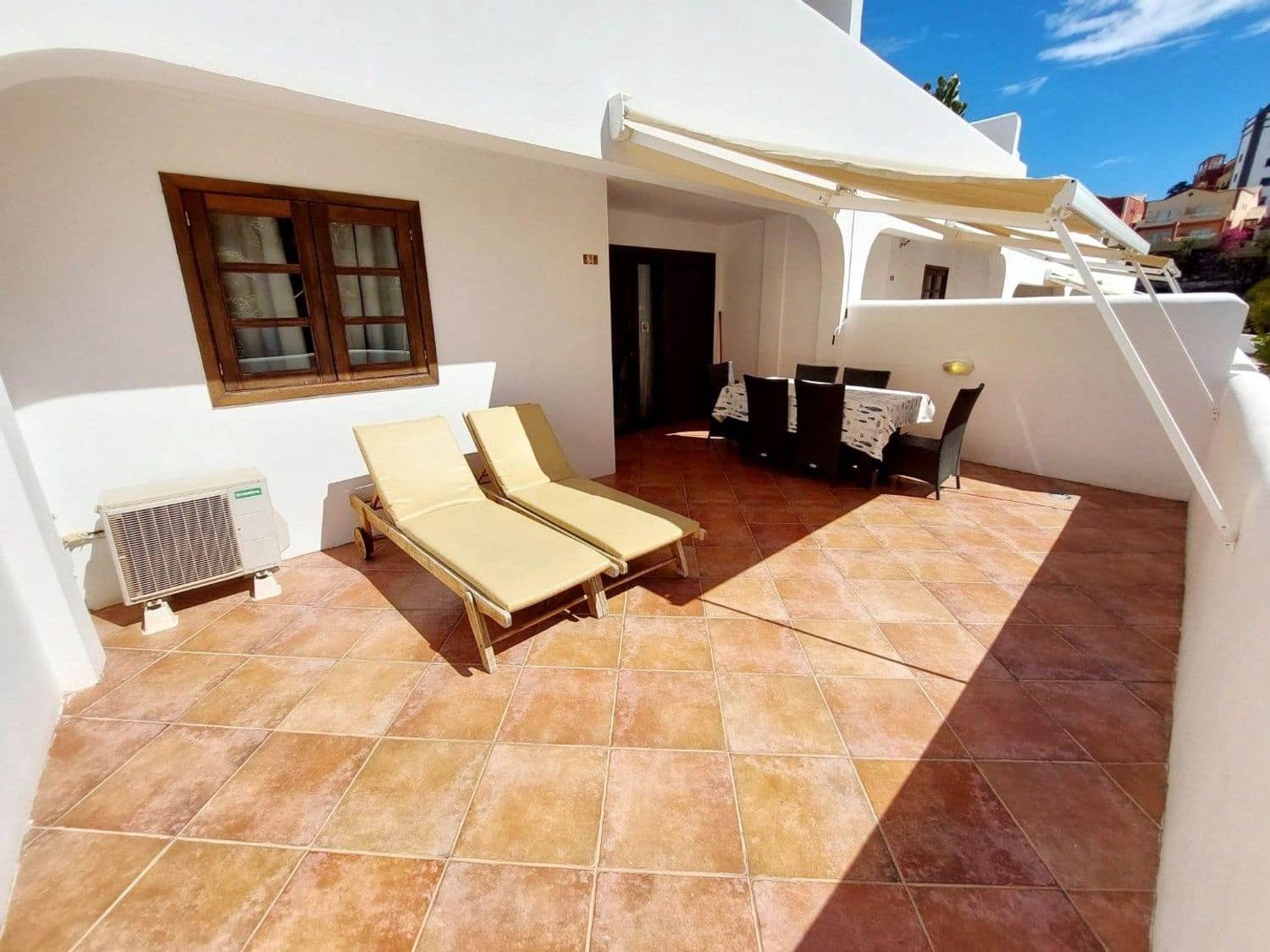 3 soverom Leilighet til salgs i Playa Paraiso med svømmebasseng garasje - € 450 000 (Ref: 8842881)