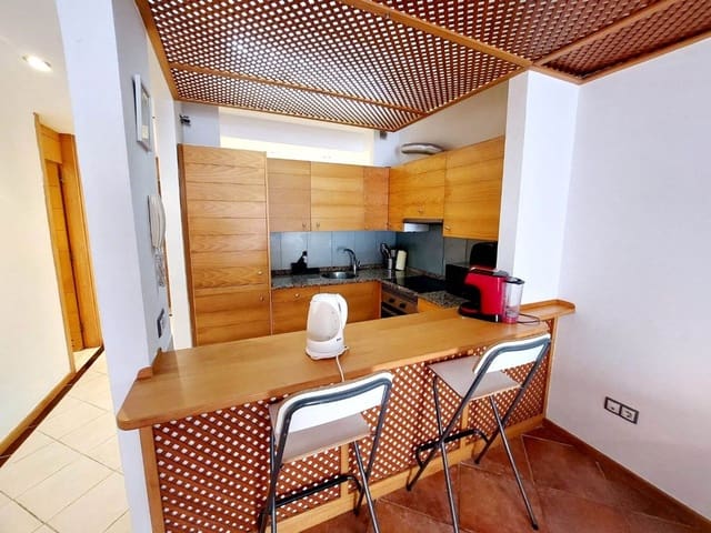 3 Zimmer Apartment zu verkaufen in Playa Paraiso, Adeje mit Pool Garage - 450.000 € (Ref: 8842881)