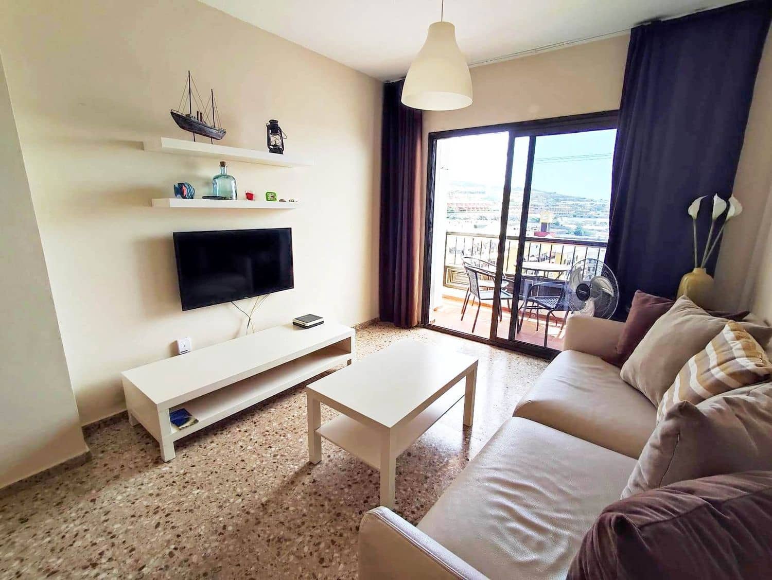 3 Zimmer Apartment zu vermieten in Puerto Santiago mit Garage - 1.200 € (Ref: 9129409)