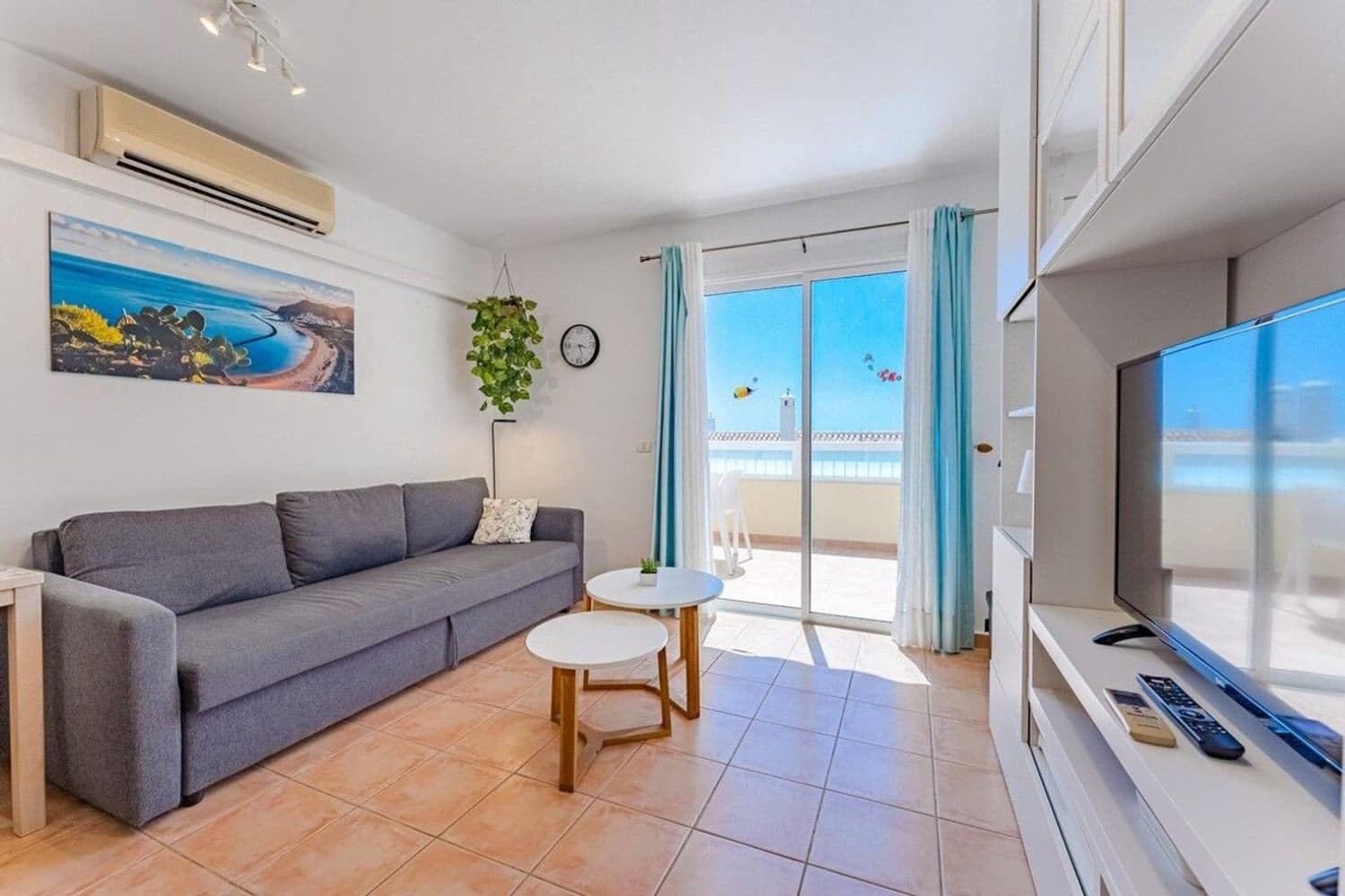 1 sypialnia Apartament na sprzedaż w Playa Paraiso z basenem garażem - 289 000 € (Ref: 9226116)