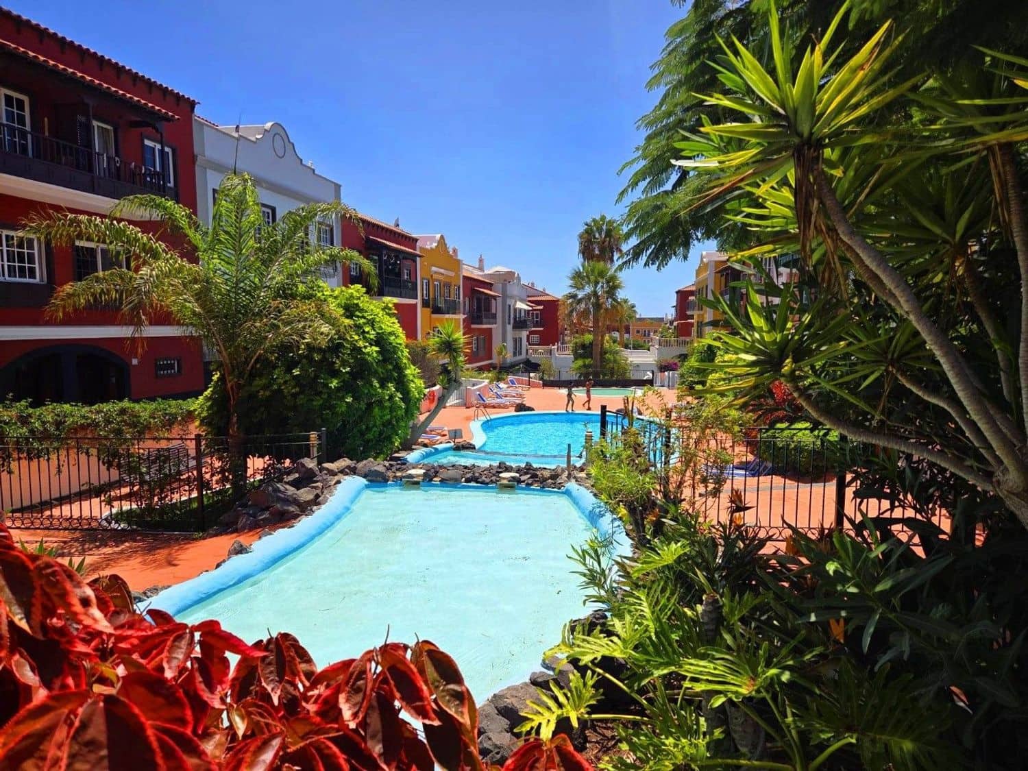 4 bedroom Townhouse for sale in Adeje with pool garage - € 495,000 (Ref: 9235912)