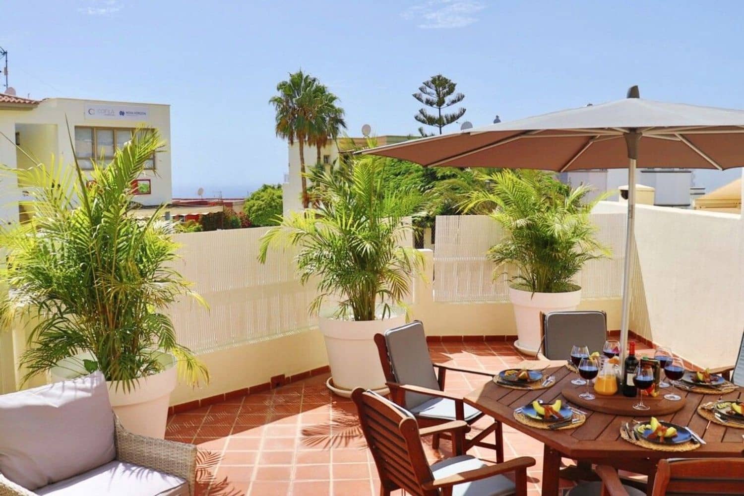 3 soveværelse Byhus til salg i Santa Cruz de Tenerife med swimmingpool garage - € 490.000 (Ref: 9235916)