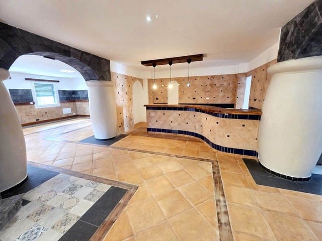 3 slaapkamer Villa te koop in Tacoronte met garage - € 469.000 (Ref: 9264007)