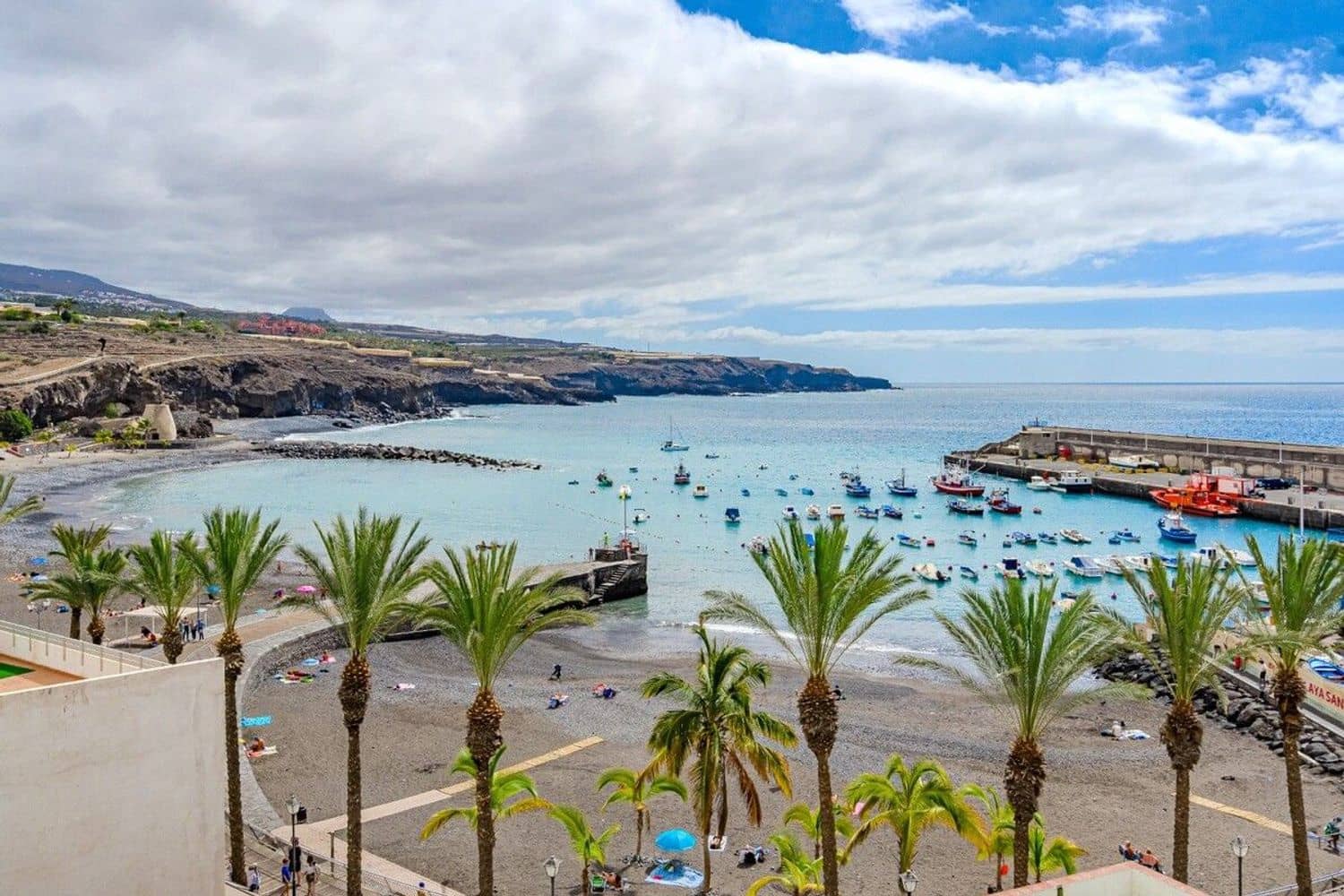 2 bedroom Apartment for sale in Playa San Juan with garage - € 290,000 (Ref: 9294144)