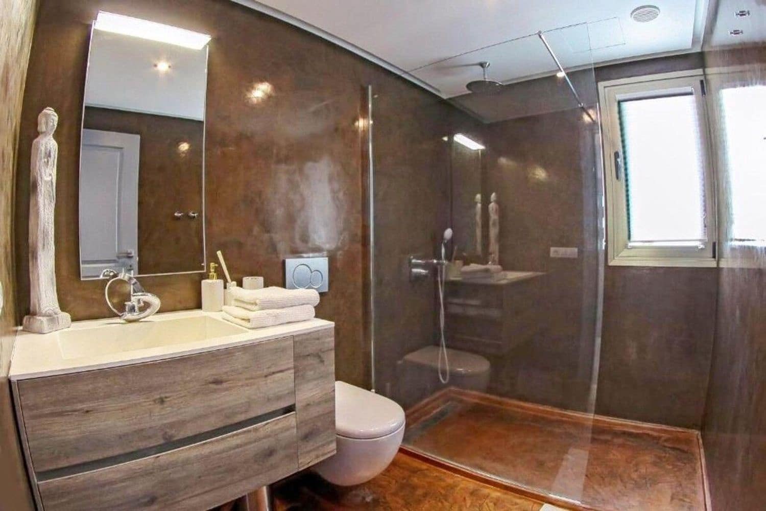 4 soveværelse Villa til salg i Chayofa med swimmingpool garage - € 930.000 (Ref: 9343094)