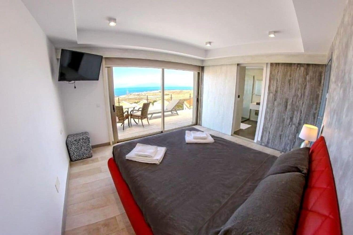 4 soveværelse Villa til salg i Chayofa med swimmingpool garage - € 930.000 (Ref: 9343094)