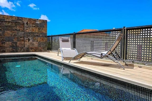 4 soveværelse Villa til salg i Chayofa, Arona med swimmingpool garage - € 930.000 (Ref: 9343094)