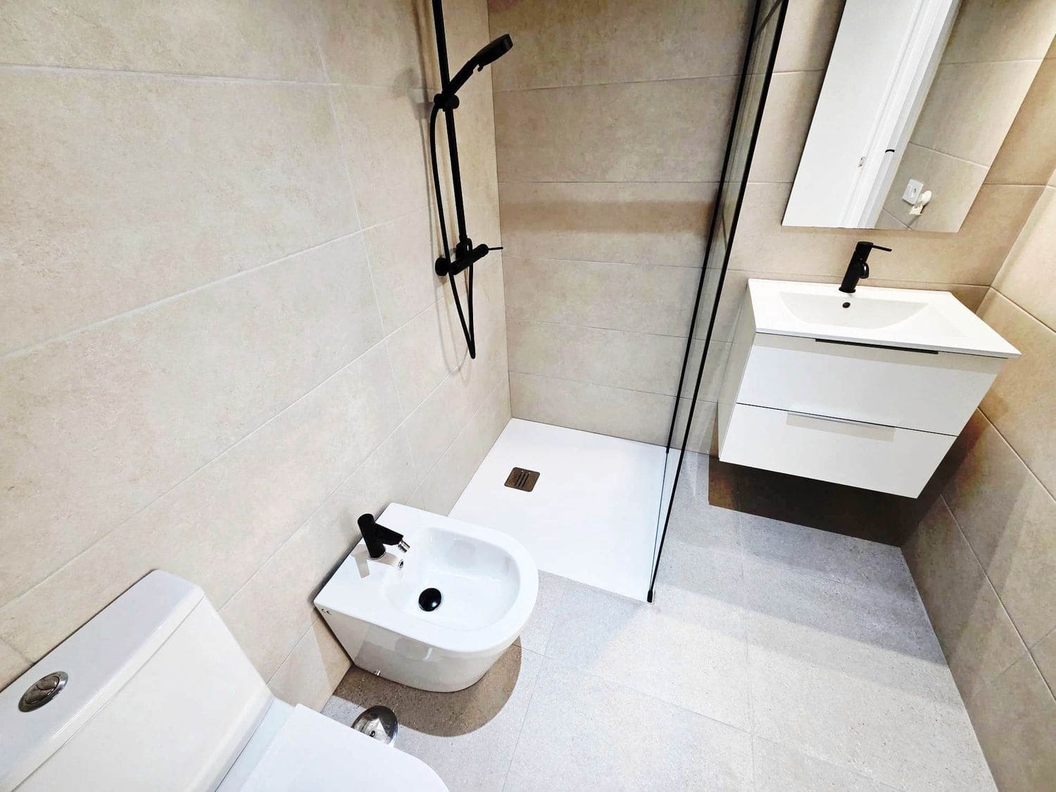 2 bedroom Apartment for rent in Los Alcazares with garage - € 1,500 (Ref: 9501857)