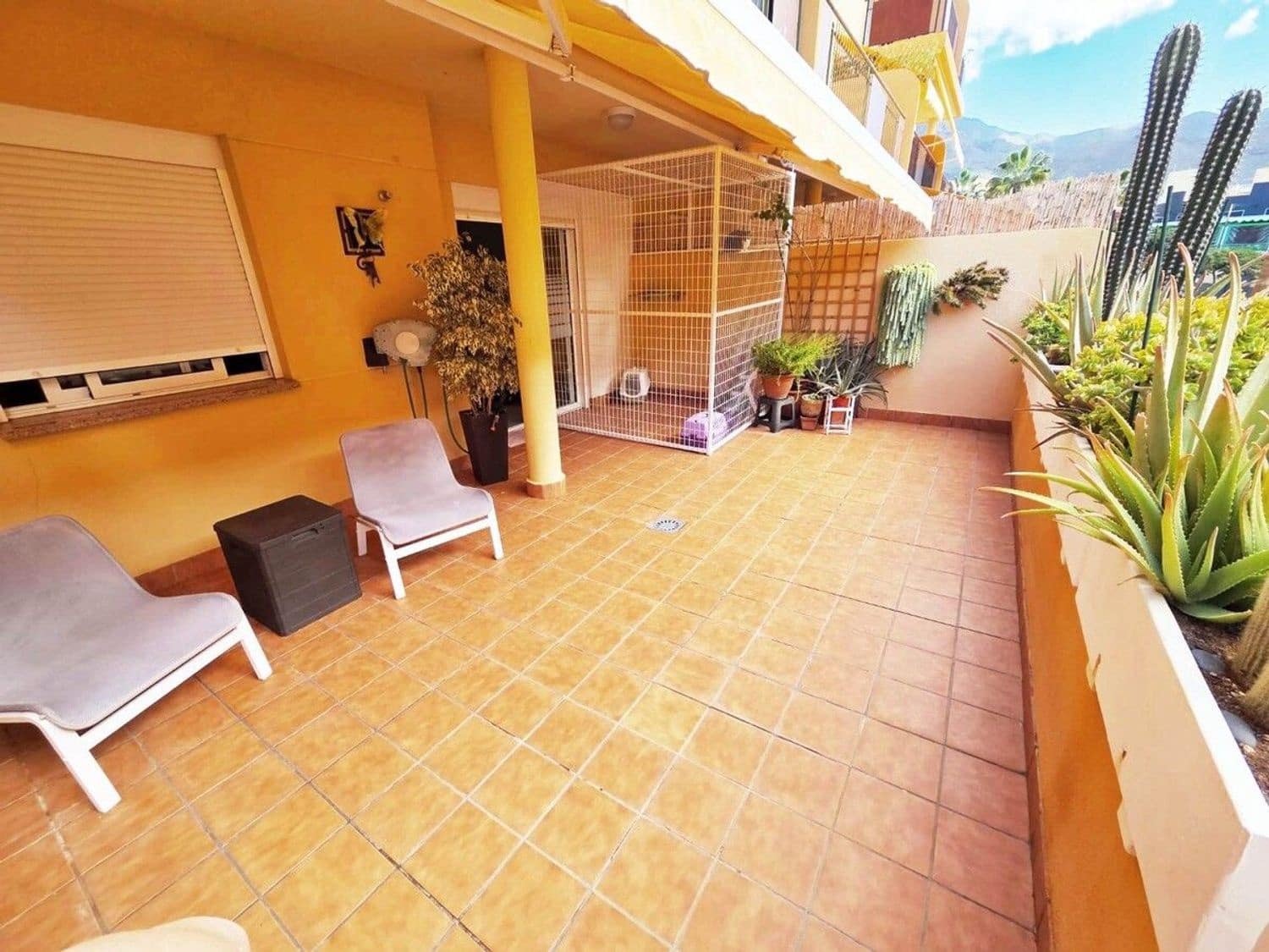 2 sovrum Lägenhet till salu i Adeje med pool garage - 330 000 € (Ref: 9503720)