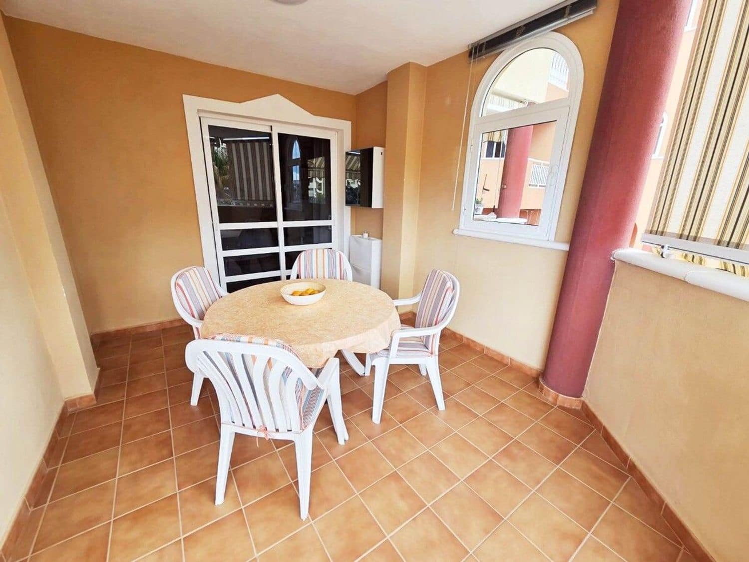 2 sovrum Lägenhet till salu i Callao Salvaje med garage - 395 000 € (Ref: 9503721)