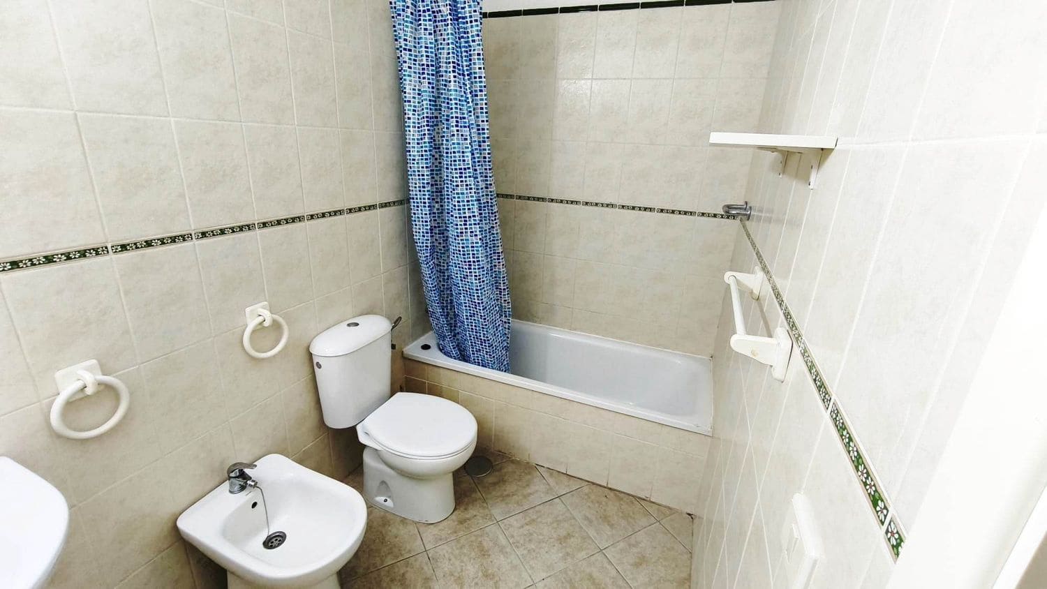 1 sypialnia Apartament do wynajęcia w Puerto Santiago z basenem garażem - 940 € (Ref: 9529243)