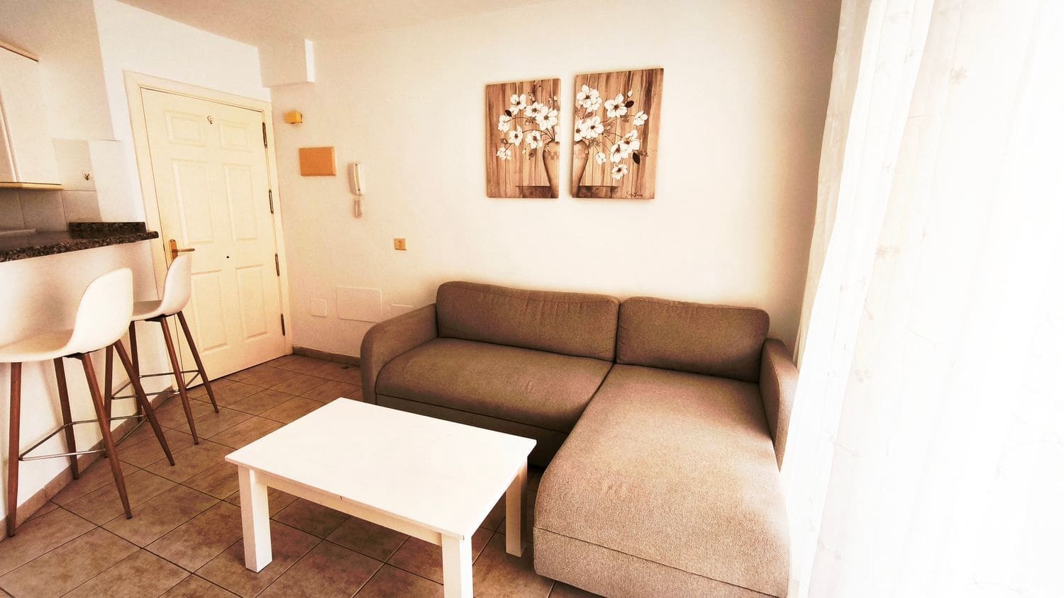1 sovrum Lägenhet att hyra i Puerto Santiago med pool garage - 900 € (Ref: 9529243)