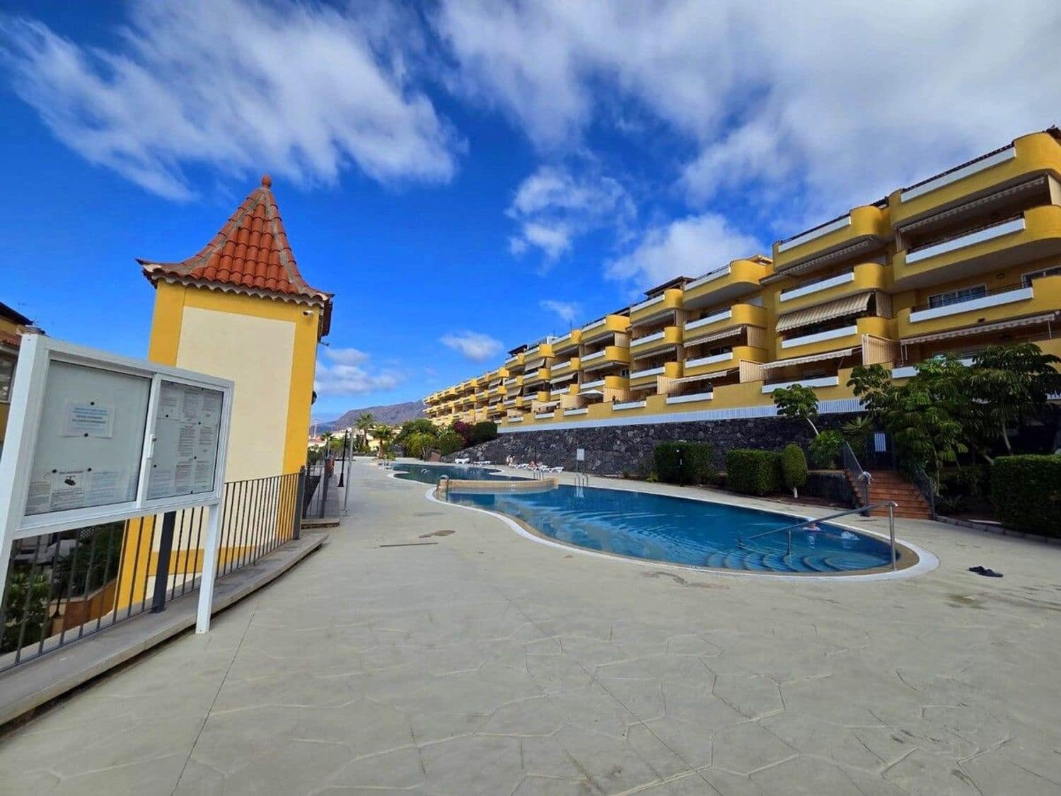 3 soveværelse Lejlighed til salg i Puerto Santiago med swimmingpool garage - € 430.000 (Ref: 9533209)