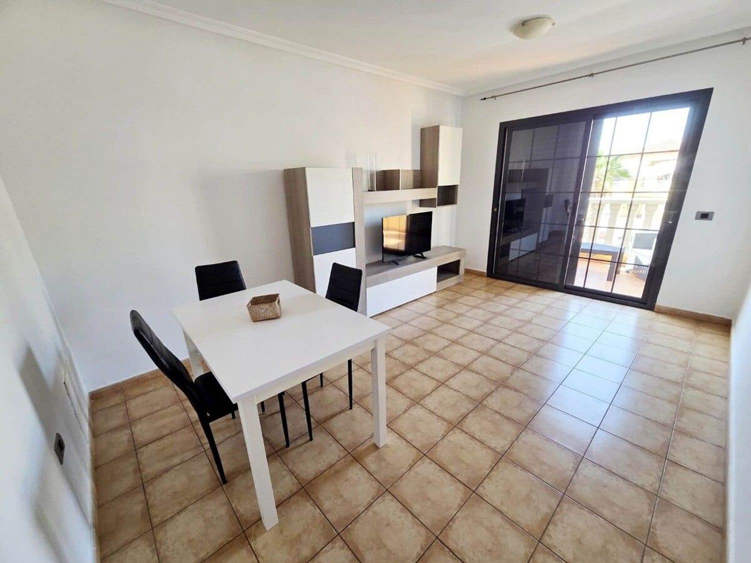 1 soverom Leilighet til salgs i Adeje med svømmebasseng garasje - € 410 000 (Ref: 9533211)