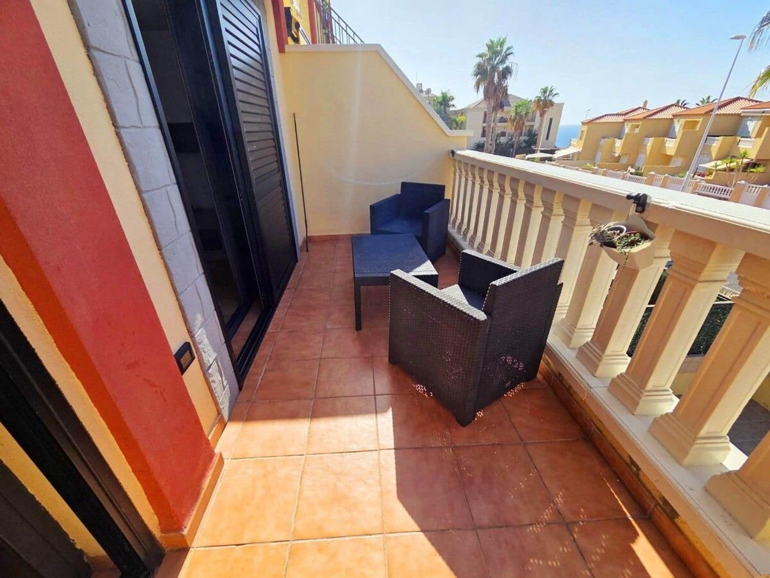 1 soverom Leilighet til salgs i Adeje med svømmebasseng garasje - € 410 000 (Ref: 9533211)