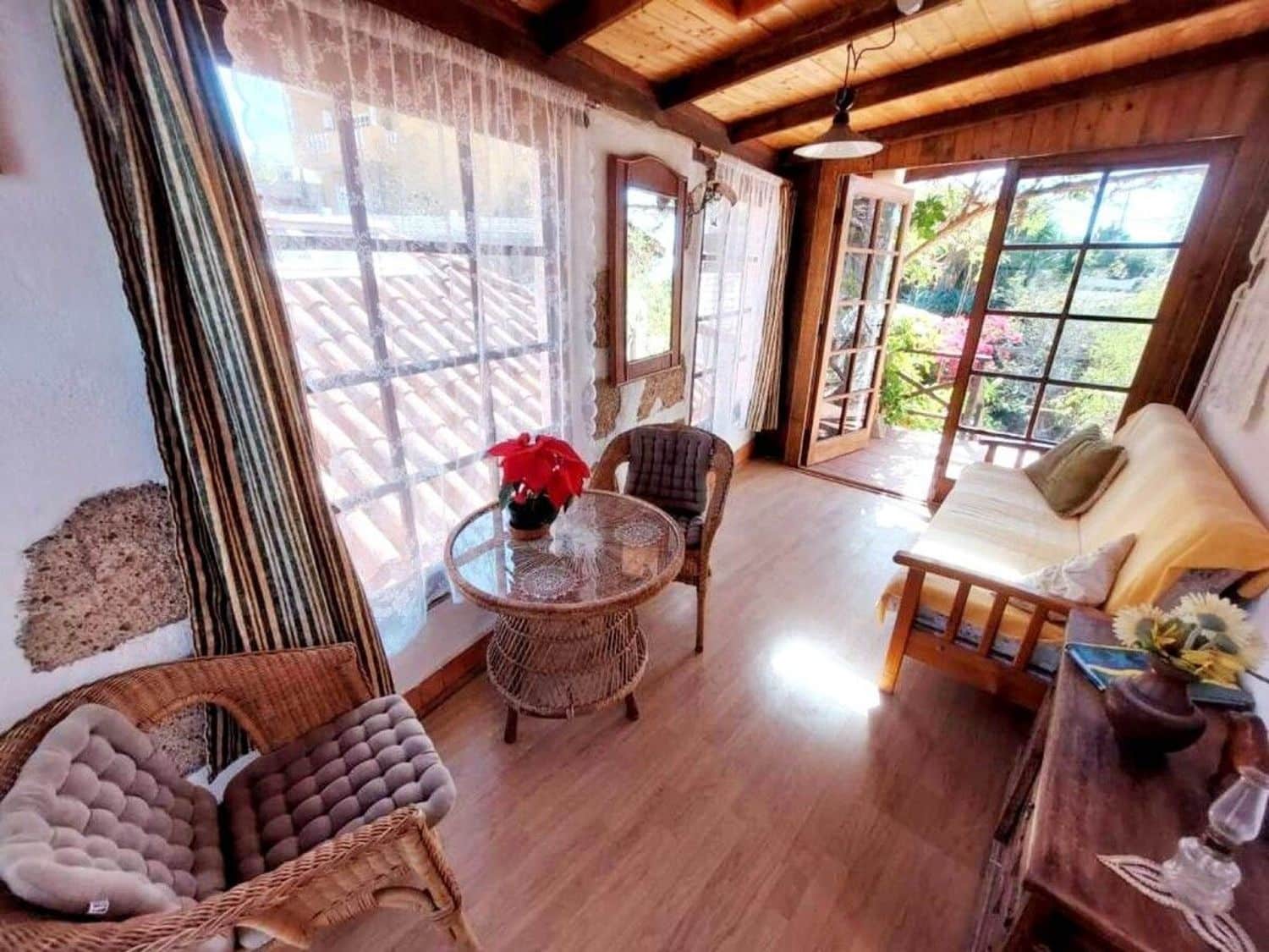 Finca/Casa Rural de 8 habitaciones en Guía de Isora en venta con garaje - 860.000 € (Ref: 9533212)