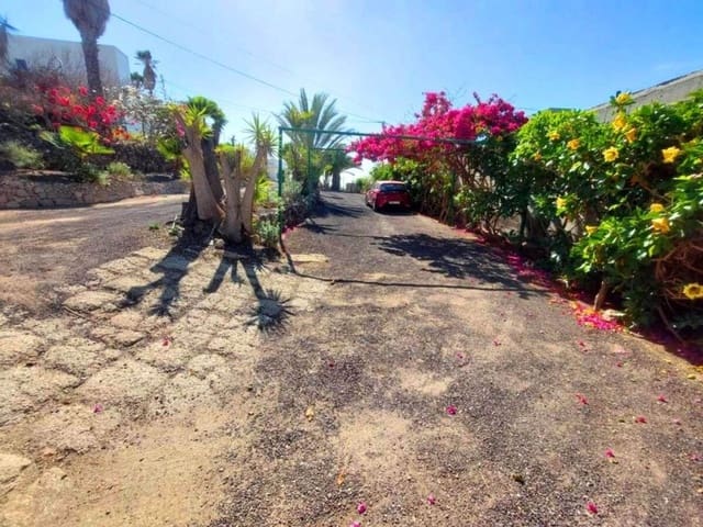 Finca/Casa Rural de 8 habitaciones en Guía de Isora en venta con garaje - 860.000 € (Ref: 9533212)