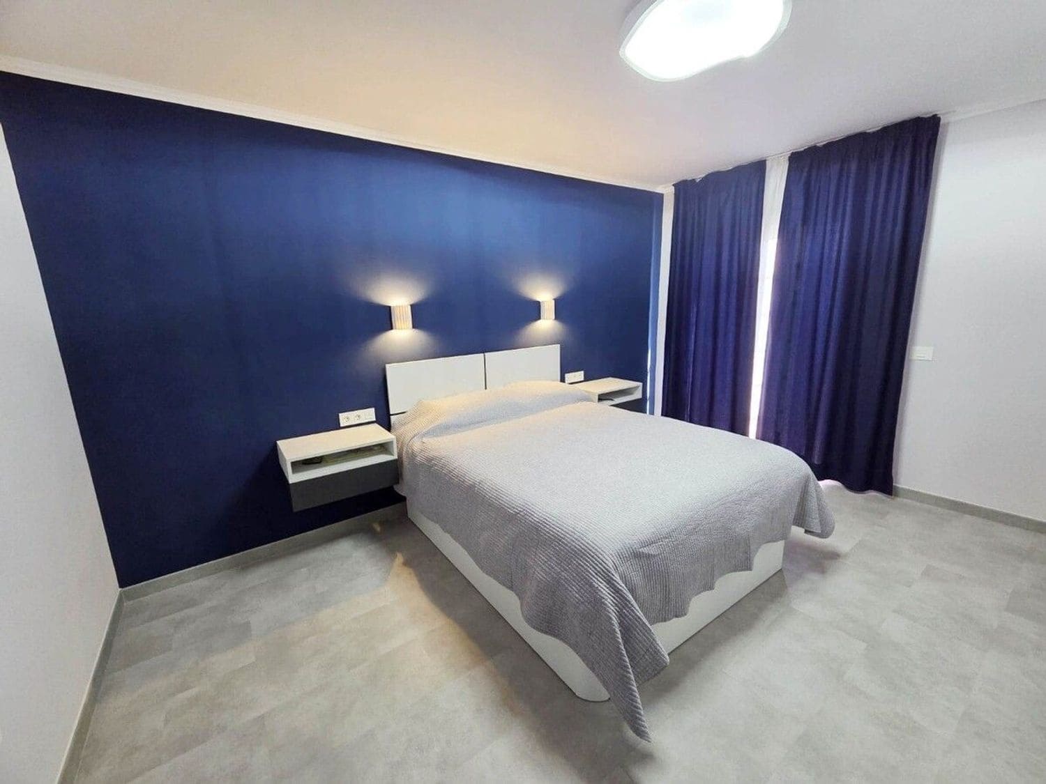 4 makuuhuone Omakotitalo myytävänä paikassa Adeje mukana uima-altaan 
autotalli - 585 000 € (Ref: 9570325)