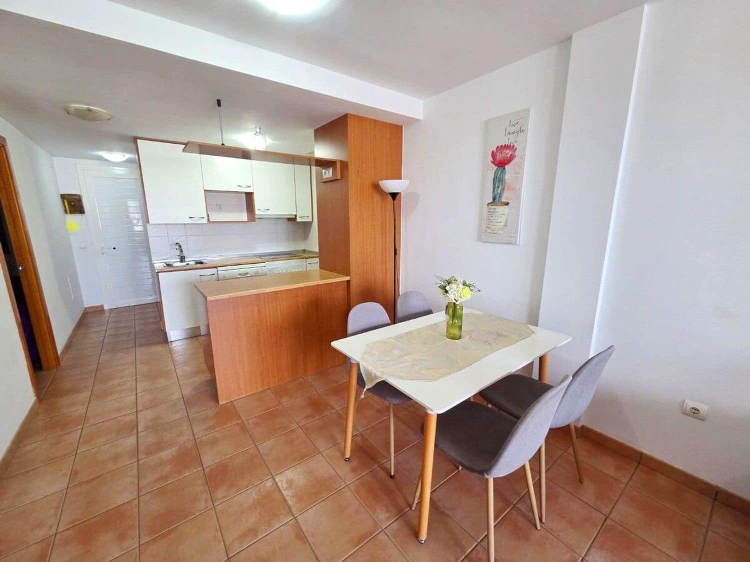 2 Zimmer Apartment zu verkaufen in Santa Cruz de Tenerife mit Pool Garage - 320.000 € (Ref: 9636217)
