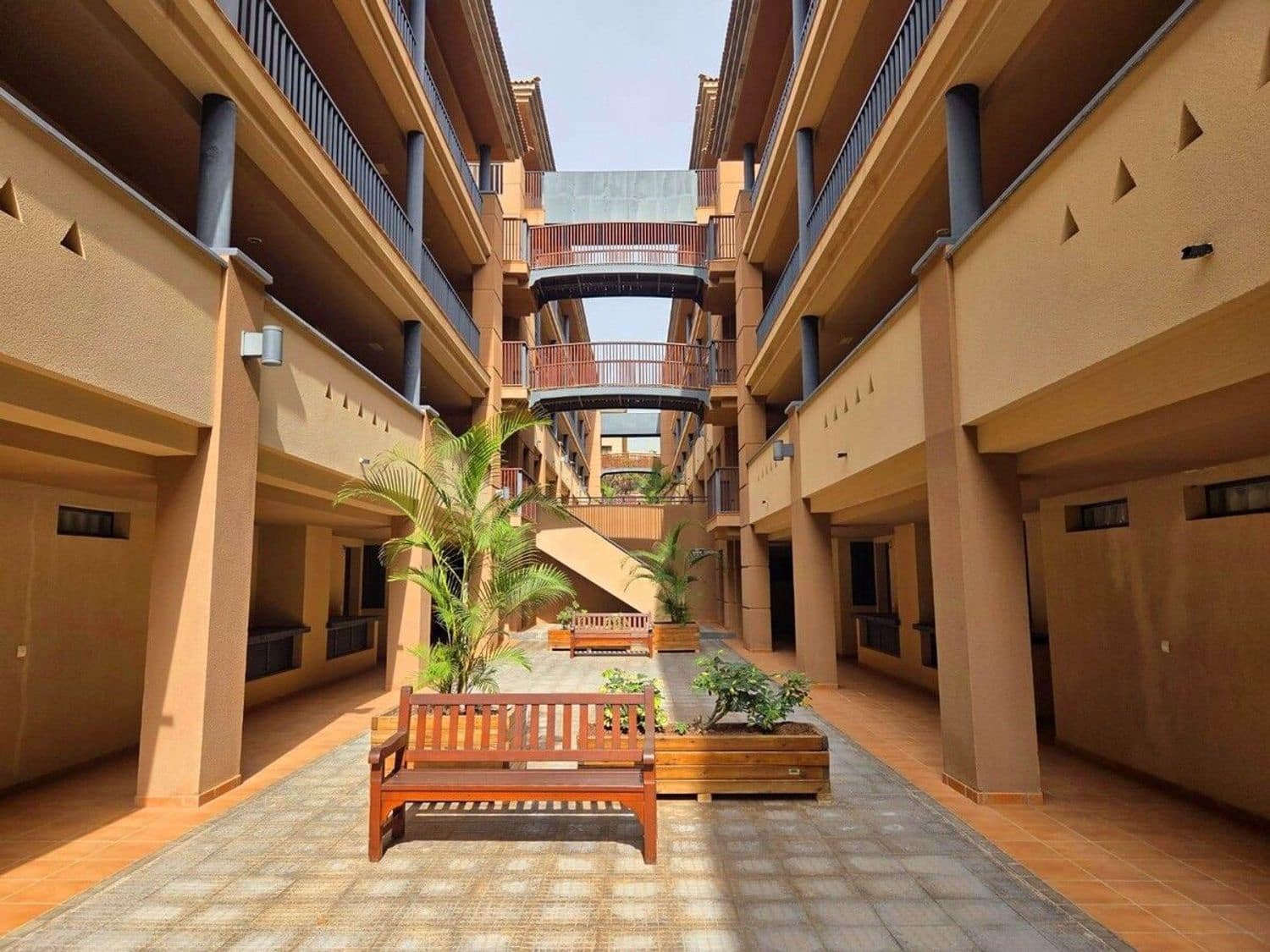 2 Zimmer Apartment zu verkaufen in Santa Cruz de Tenerife mit Pool Garage - 320.000 € (Ref: 9636217)