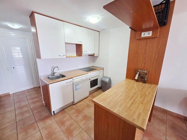 2 slaapkamer Appartement te koop in Playa Paraiso, Adeje met zwembad garage - € 299.000 (Ref: 9636217)