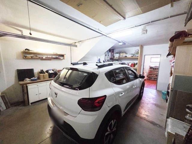 Casa de 4 habitaciones en Casco Urbano, Adeje en venta con piscina garaje - 389.000 € (Ref: 9700368)