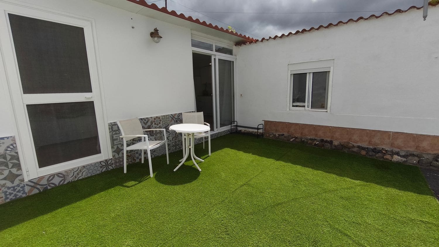 1 bedroom Bungalow for rent in Playa San Juan with garage - € 1,000 (Ref: 9772694)