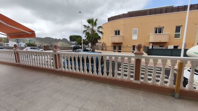 Commercieel te huur in Casco Urbano, Adeje - € 850 (Ref: 9790064)