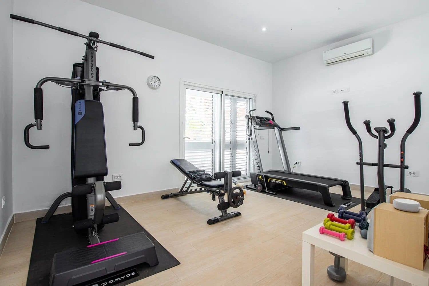 Finca/Casa Rural de 7 habitaciones en Arona en venta con piscina garaje - 1.880.000 € (Ref: 9806083)