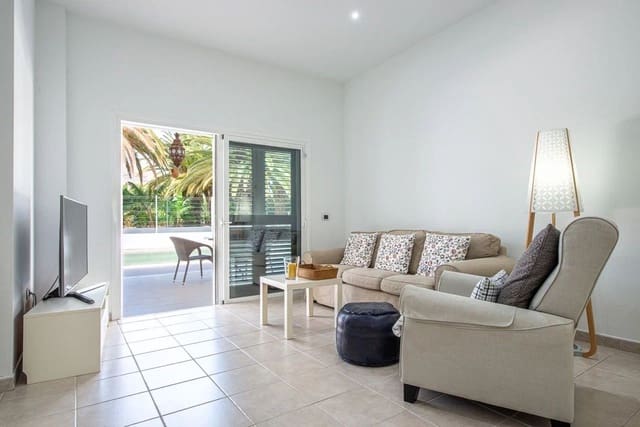 Finca/Casa Rural de 7 habitaciones en Arona en venta con piscina garaje - 1.880.000 € (Ref: 9806083)