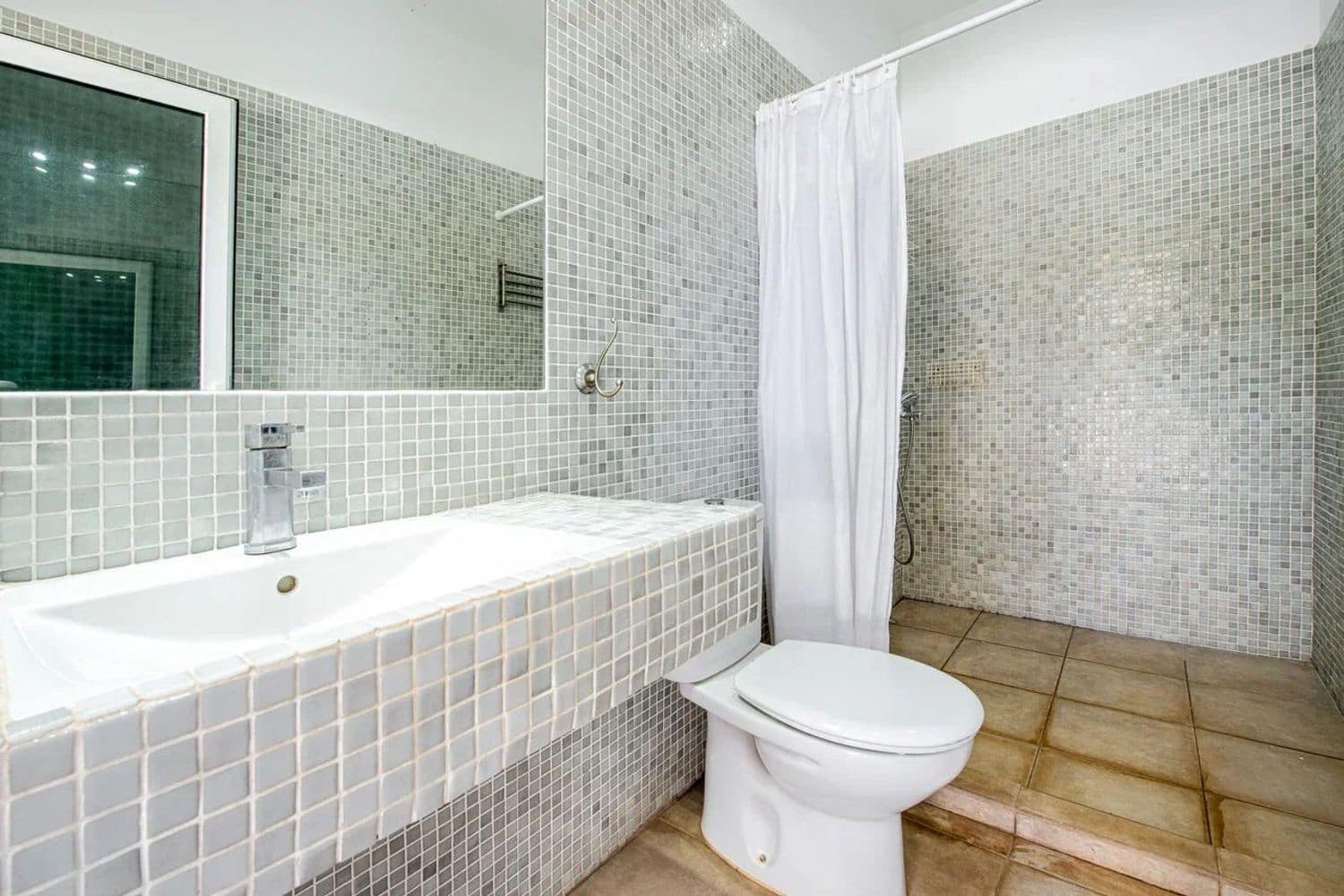 Finca/Casa Rural de 7 habitaciones en Arona en venta con piscina garaje - 1.880.000 € (Ref: 9806083)