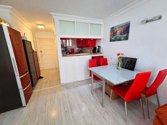 2 chambre Appartement à vendre à Playa de las Americas, Arona avec piscine garage - 630 000 € (Ref: 9877780)
