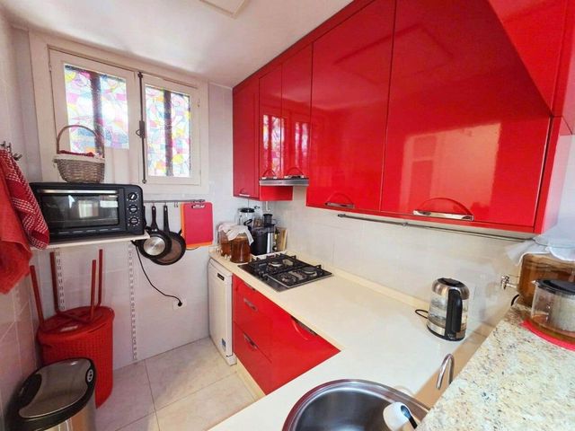 2 soverom Leilighet til salgs i Playa de las Americas, Arona med svømmebasseng garasje - € 630 000 (Ref: 9877780)