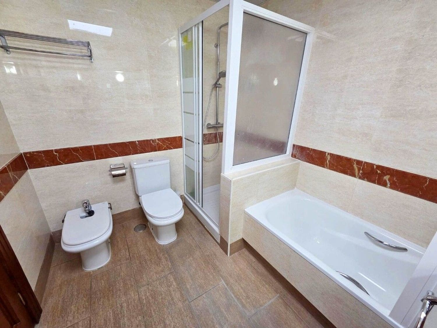 3 chambre Maison de Ville à vendre à Santa Cruz de Tenerife avec piscine garage - 539 000 € (Ref: 9921680)