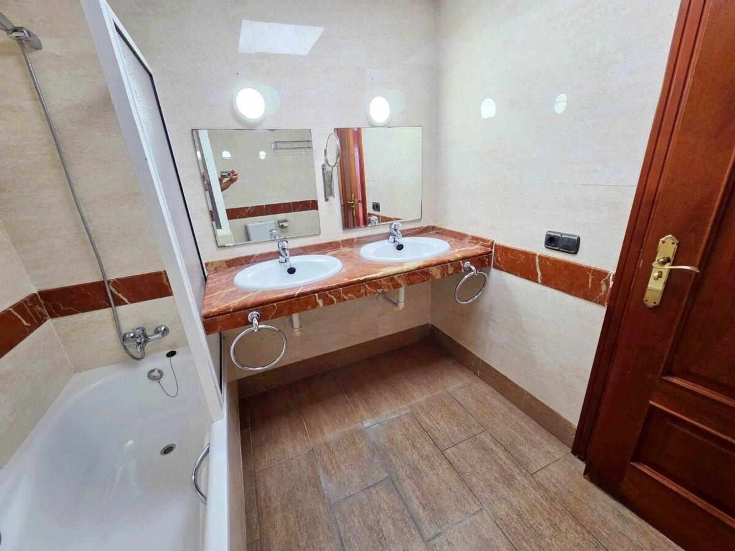 3 chambre Maison de Ville à vendre à Santa Cruz de Tenerife avec piscine garage - 539 000 € (Ref: 9921680)