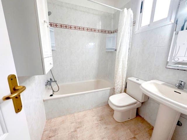 3 slaapkamer Huis te koop in Los Menores, Adeje met garage - € 385.000 (Ref: 9932808)