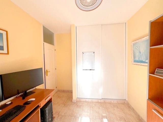 3 slaapkamer Huis te koop in Los Menores, Adeje met garage - € 385.000 (Ref: 9932808)