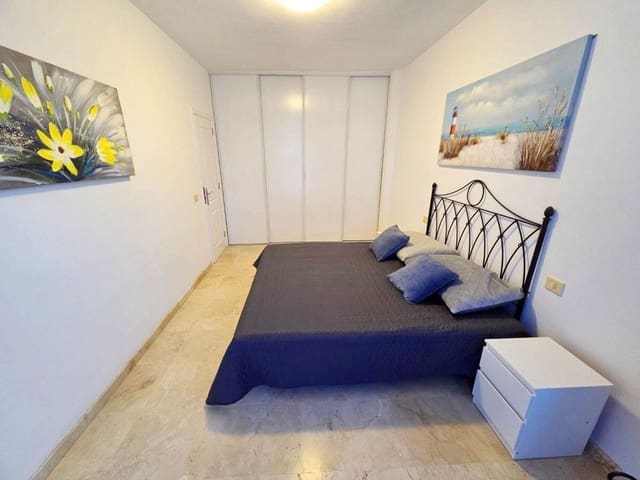1 bedroom Apartment for sale in Playa Paraiso, Adeje with pool garage - € 240,000 (Ref: 9958982)