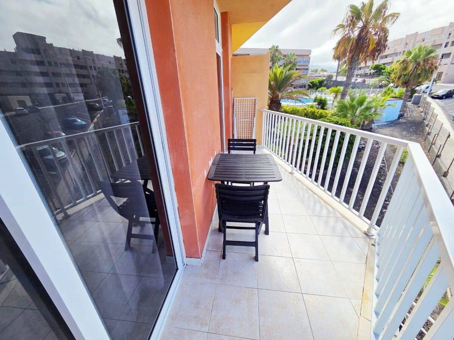 1 chambre Appartement à vendre à Playa Paraiso avec piscine garage - 235 000 € (Ref: 9958982)