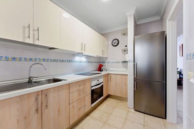 2 soverom Leilighet til salgs i La Pineda, Vila-seca med svømmebasseng garasje - € 369 900 (Ref: 9999528)