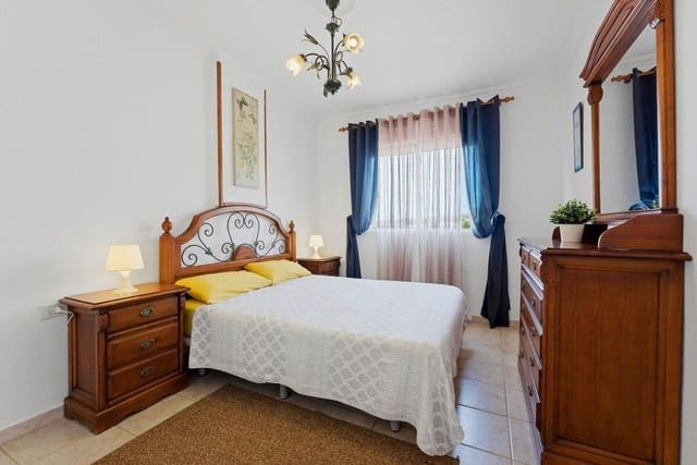 2 soverom Leilighet til salgs i Torviscas Centro y Alto, Adeje med svømmebasseng garasje - € 369 900 (Ref: 9999528)
