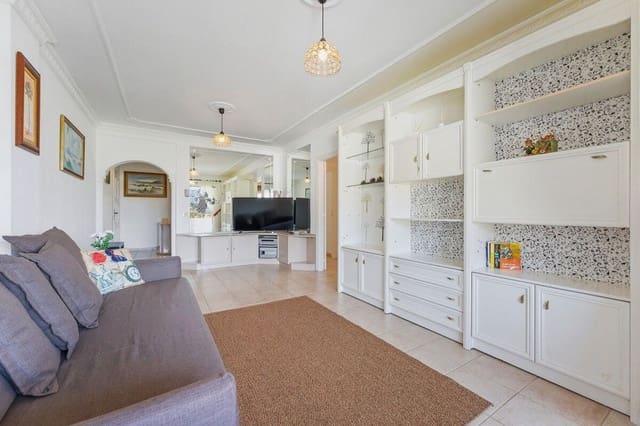 2 soverom Leilighet til salgs i La Pineda, Vila-seca med svømmebasseng garasje - € 369 900 (Ref: 9999528)