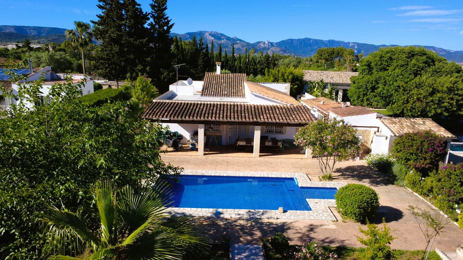 5 quarto Quinta/Casa Rural para venda em Establiments com piscina garagem - 1 250 000 € (Ref: 9829541)