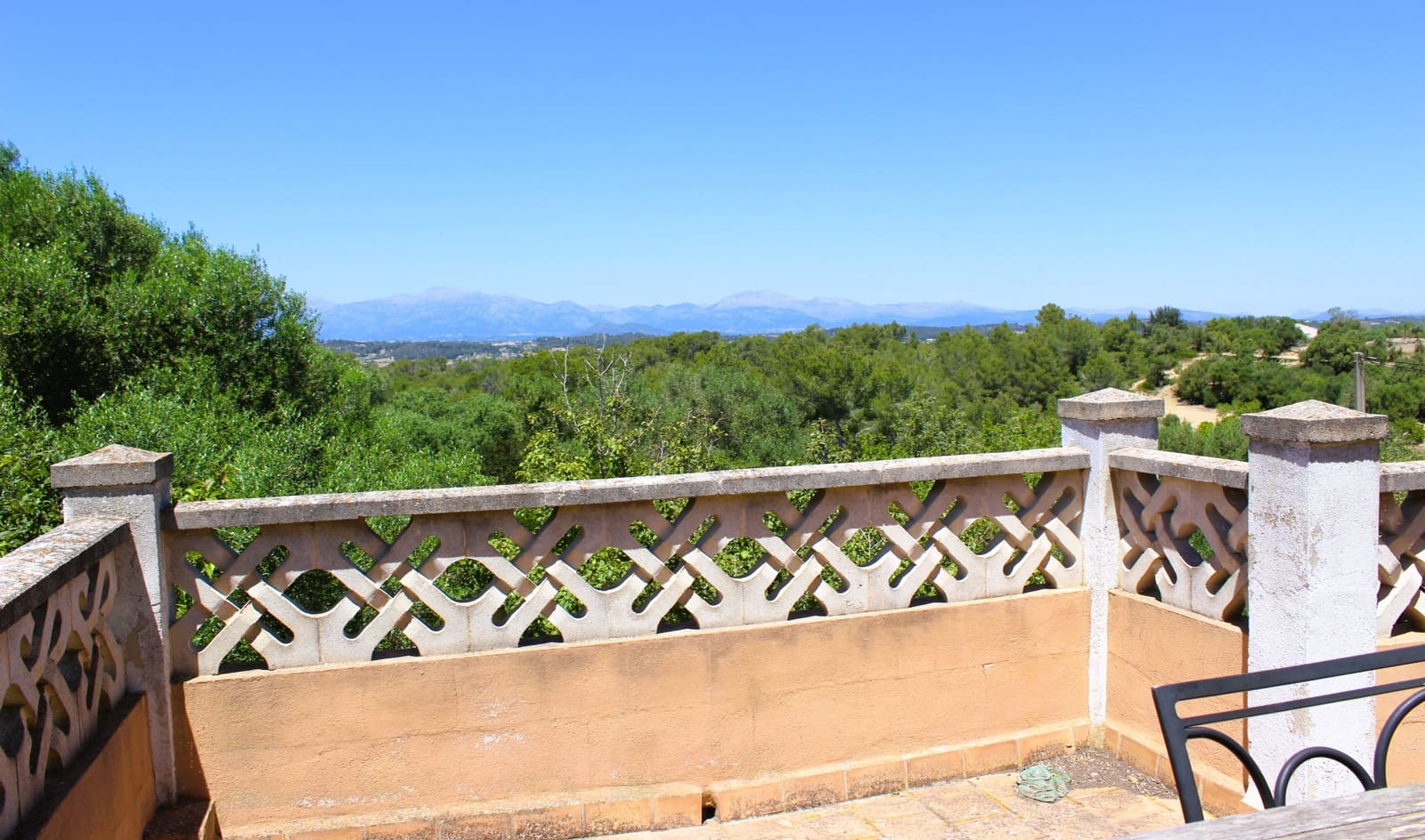 4 slaapkamer Finca/Landhuis te koop in Sant Joan met garage - € 390.000 (Ref: 9889242)