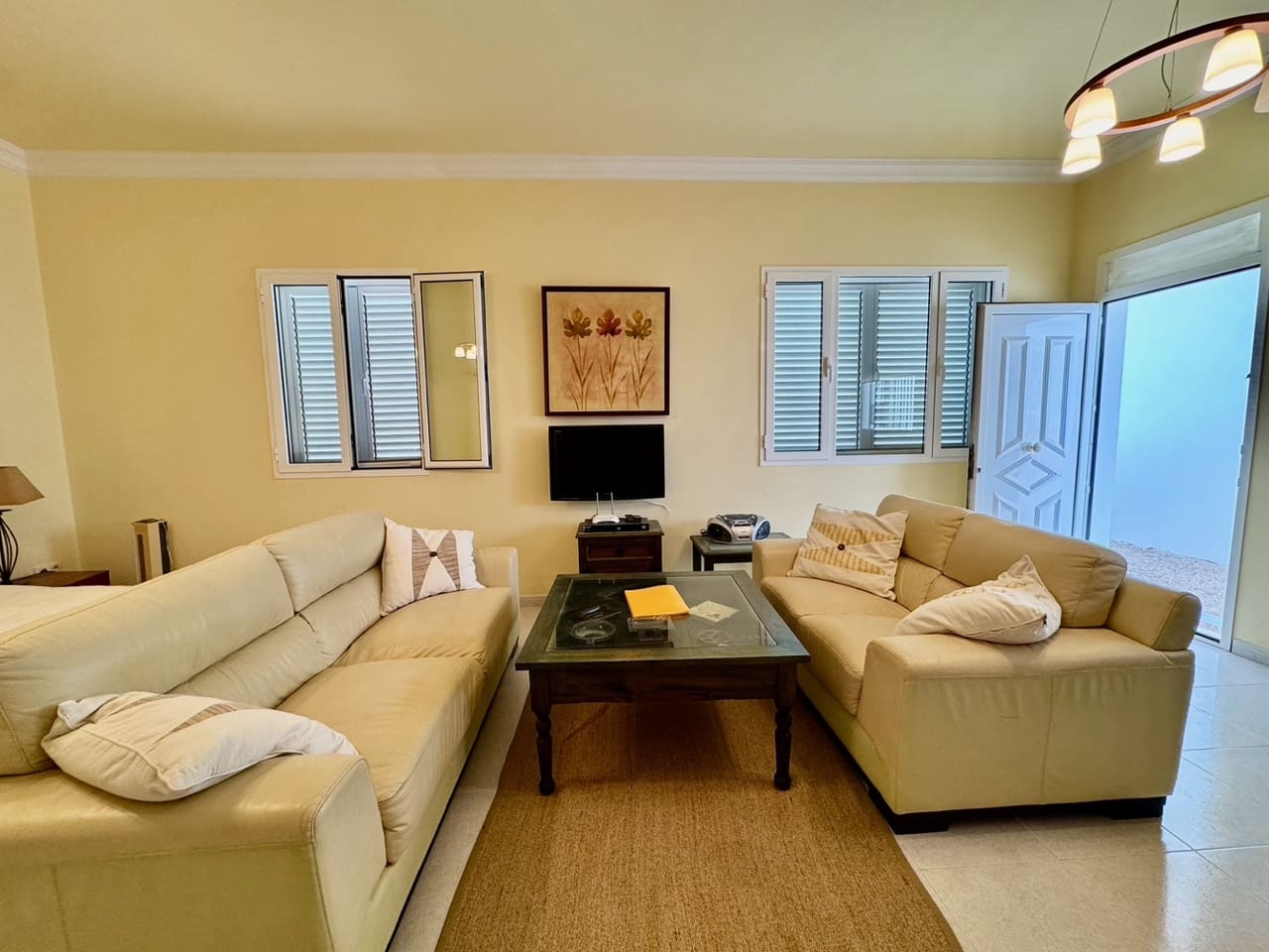 4 Zimmer Villa zu verkaufen in Puerto Calero mit Pool Garage - 1.050.000 € (Ref: 10038996)