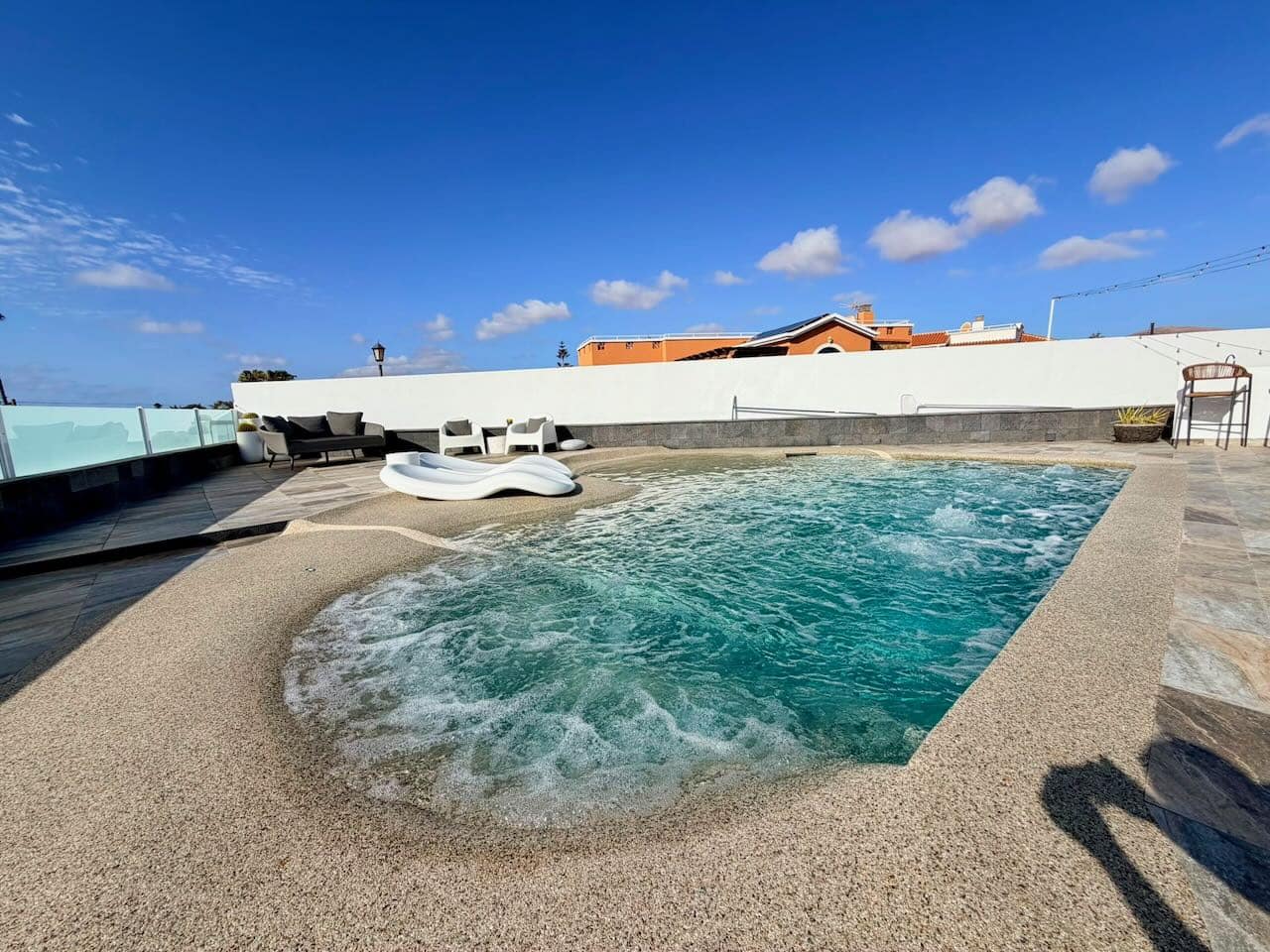 3 soverom Villa til salgs i Caleta de Fuste med svømmebasseng garasje - € 749 000 (Ref: 10043580)