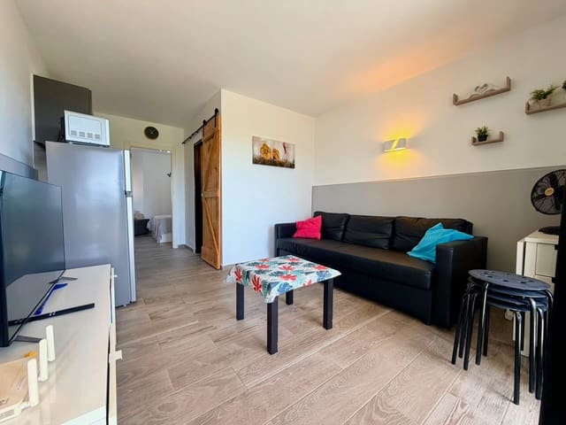 1 chambre Appartement à vendre à Costa de Antigua, Antigua avec piscine - 120 000 € (Ref: 10045925)